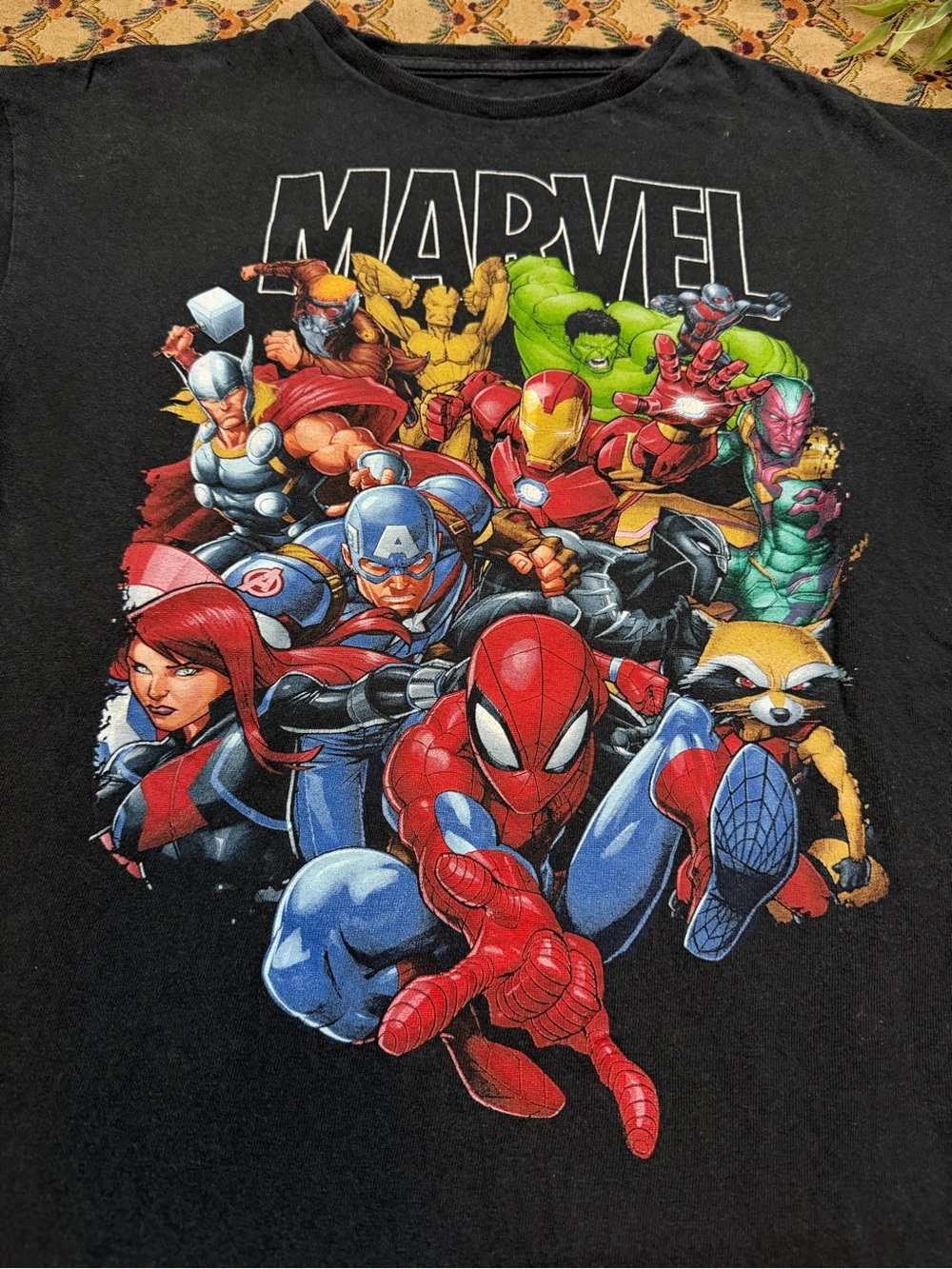 Marvel Black Superhero Group Graphic Tee Sz L